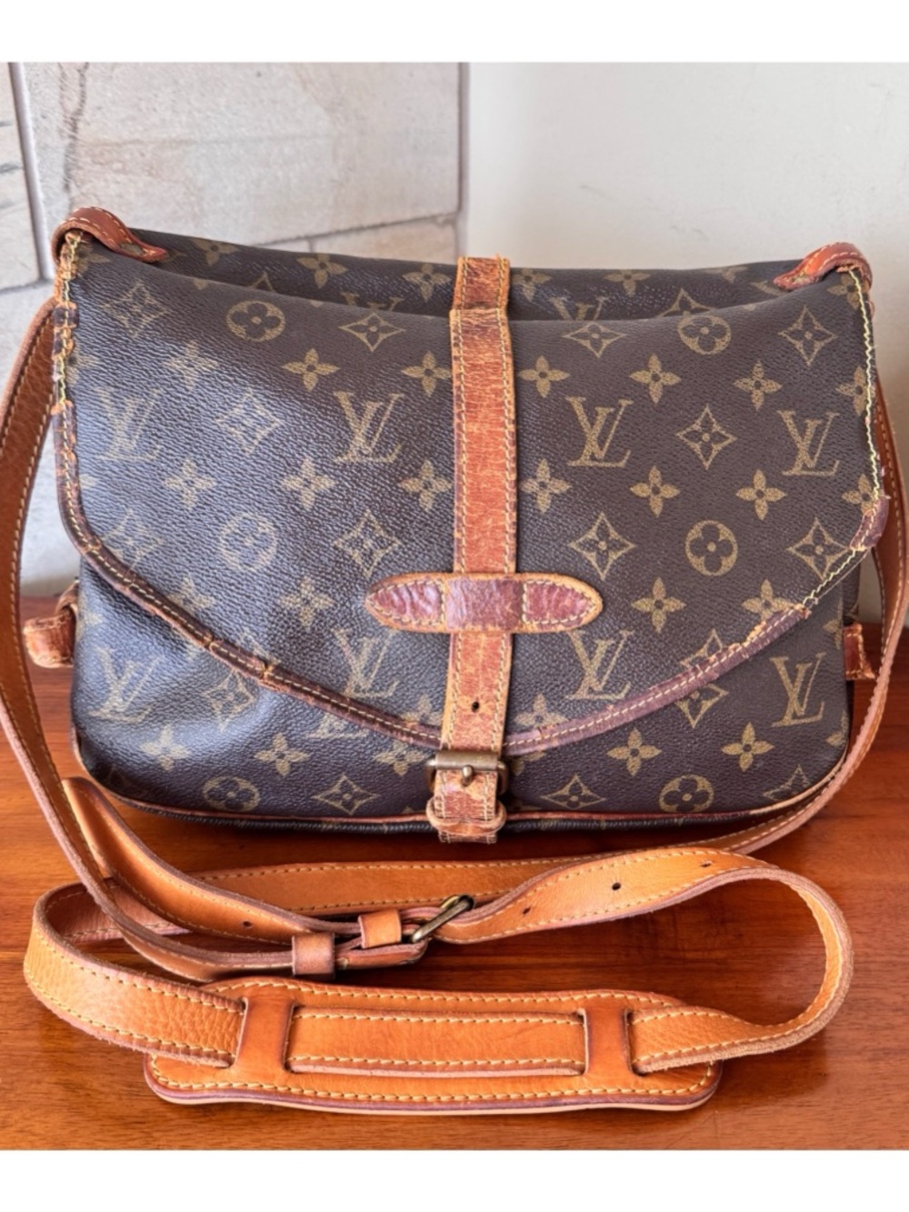 🧡SOLD🧡LOUIS VUITTON SAUMUR 30 SHOULDER BAG